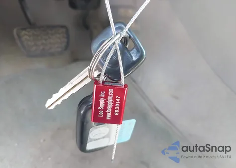 2005 Toyota Camry Le from USA, damaged, VIN 4T1BE32K35U572220